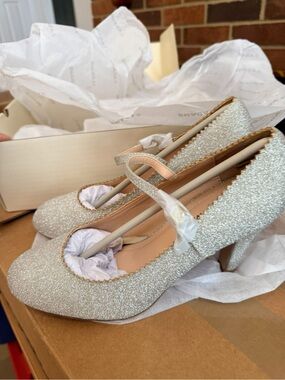Adams Silver Glitter Mary Jane Pumps with Scalloped Trim